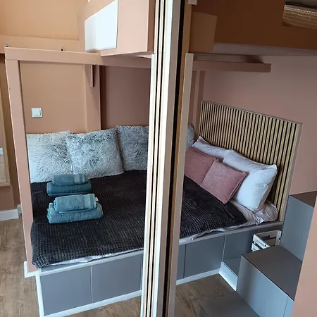 Loutraki Central Appartment アパート *