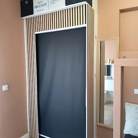 Loutraki Central Appartment アパート ルートラキ